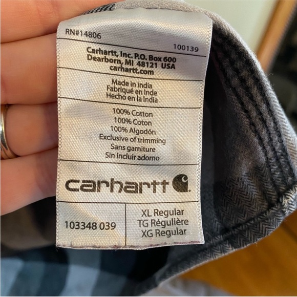 Carhartt black and white plaid flannel button down shirt XL - Picture 7 of 7